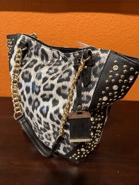 NWT Studded Shiny Rhinestone Vivid Leopard Print Shoulder Bag - Black/Grey